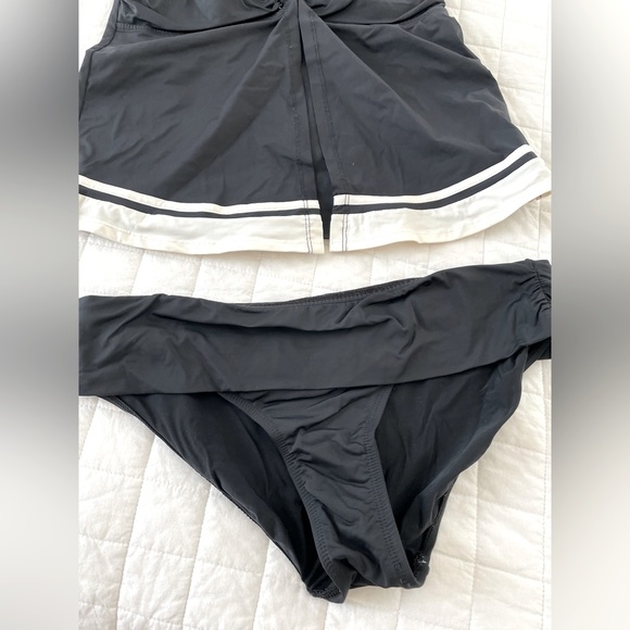 Jones New York black and white tankini - Picture 2 of 10